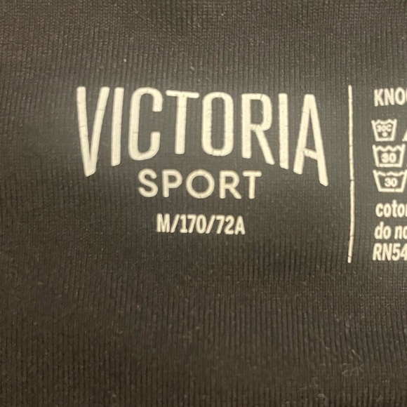 VICTORIA'S SECRET
Total Knockout Mid-Rise Leggings - Picture 6 of 8